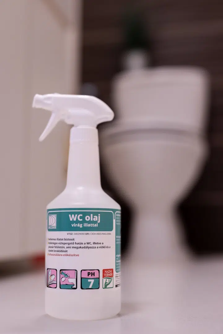 Brilliance® WC olaj virág illattal 0,75 liter - Image 2